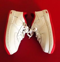Nike Air Force 1 ‘University Red’ Sz 8C