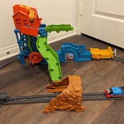 Thomas And friends Trackmaster Cave Collapse Set