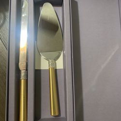Vera Wang Wedding  Cake Cutting Set 