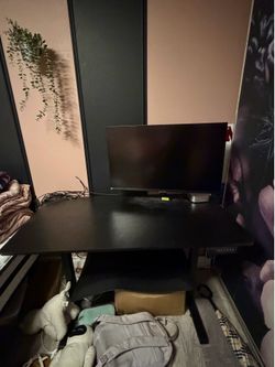 Adjustable Standing Desk