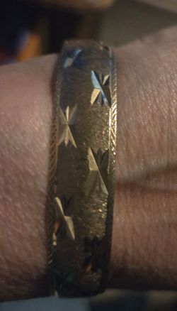 Beautiful Gold Bracelet