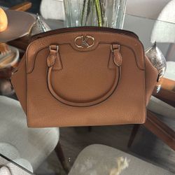 HANDS BAGS WOMEN’S