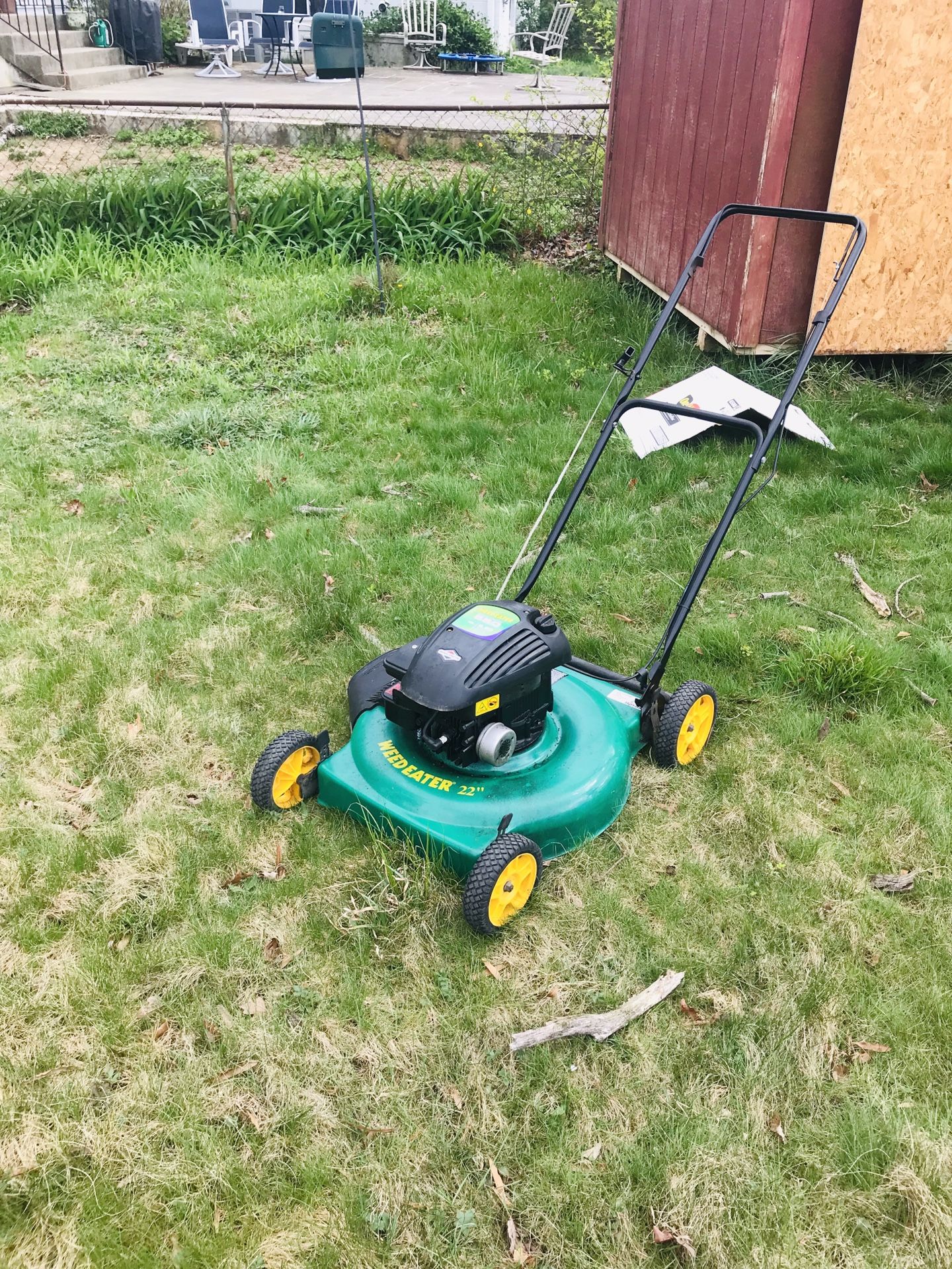 Lawn Mower (READ DESCRIPTION)