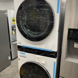 LG Washer And Dryer Set In White New Open Box Front Loads