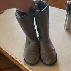 Bear Paw Boots Women 9 