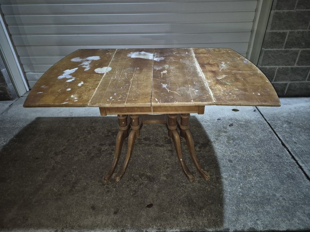 Vintage Dining Room Table w/ Two Drop Leaves