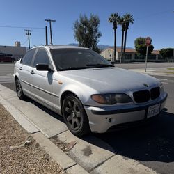 2003 BMW 325i