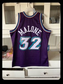Mitchell & Ness