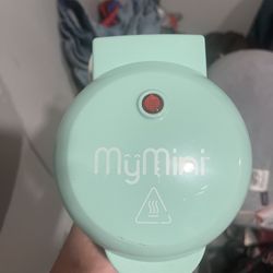 My Mini Waffle Maker 