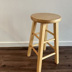Moving In 2 Weeks Need To Sell- Small Round Wooden Step Stool
