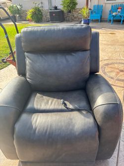 Recliner
