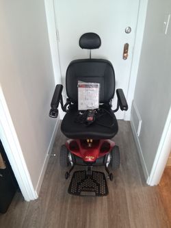 JAZZY CHAIR