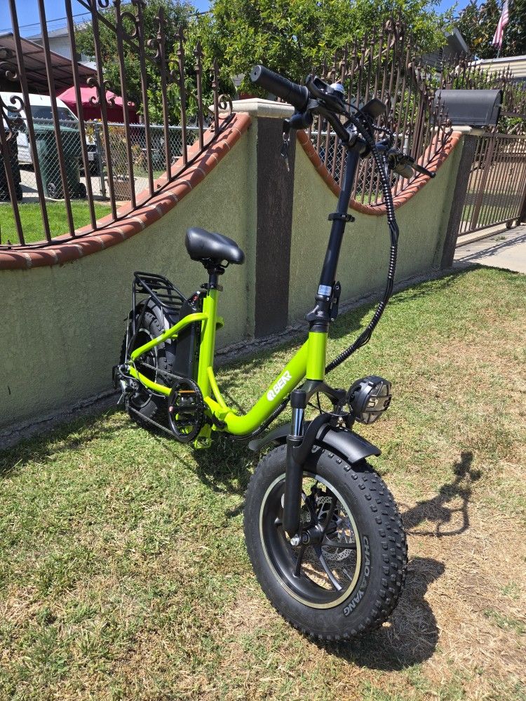Brand New Fat Tire Foldable Electric Bike, 29 MPH Fat Tire