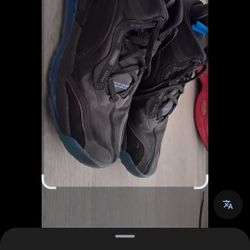 Jordan's Aerospace 720. Size 11