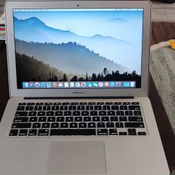 MacBook Air 13" Mid 2011 Intel Core i5@ 1.7Ghz Processor, 4gb Ram, 256gb SSD, MacOS High Sierra. Comes with $90 worth Microsoft office package install