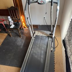 Treadmill 