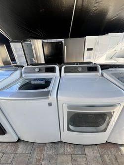 LG Washer And Dryer Set