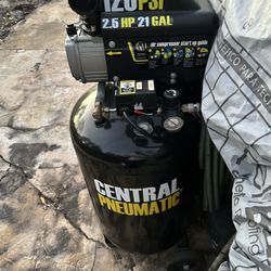 22 Gal Air Compressor