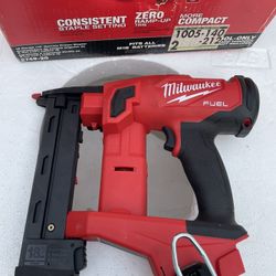 Milwaukee M18 FUEL 18-Volt Lithium-Ion Brushless Cordless 18-Gauge 1/4 in. Narrow Crown Stapler (Tool-Only)