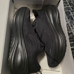 Nike Vomero Plus Black Anthracite – Size 9.5 Brand New In Box 