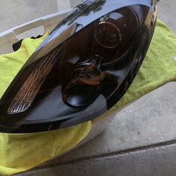 2016 Porsche Cayman Left Headlight