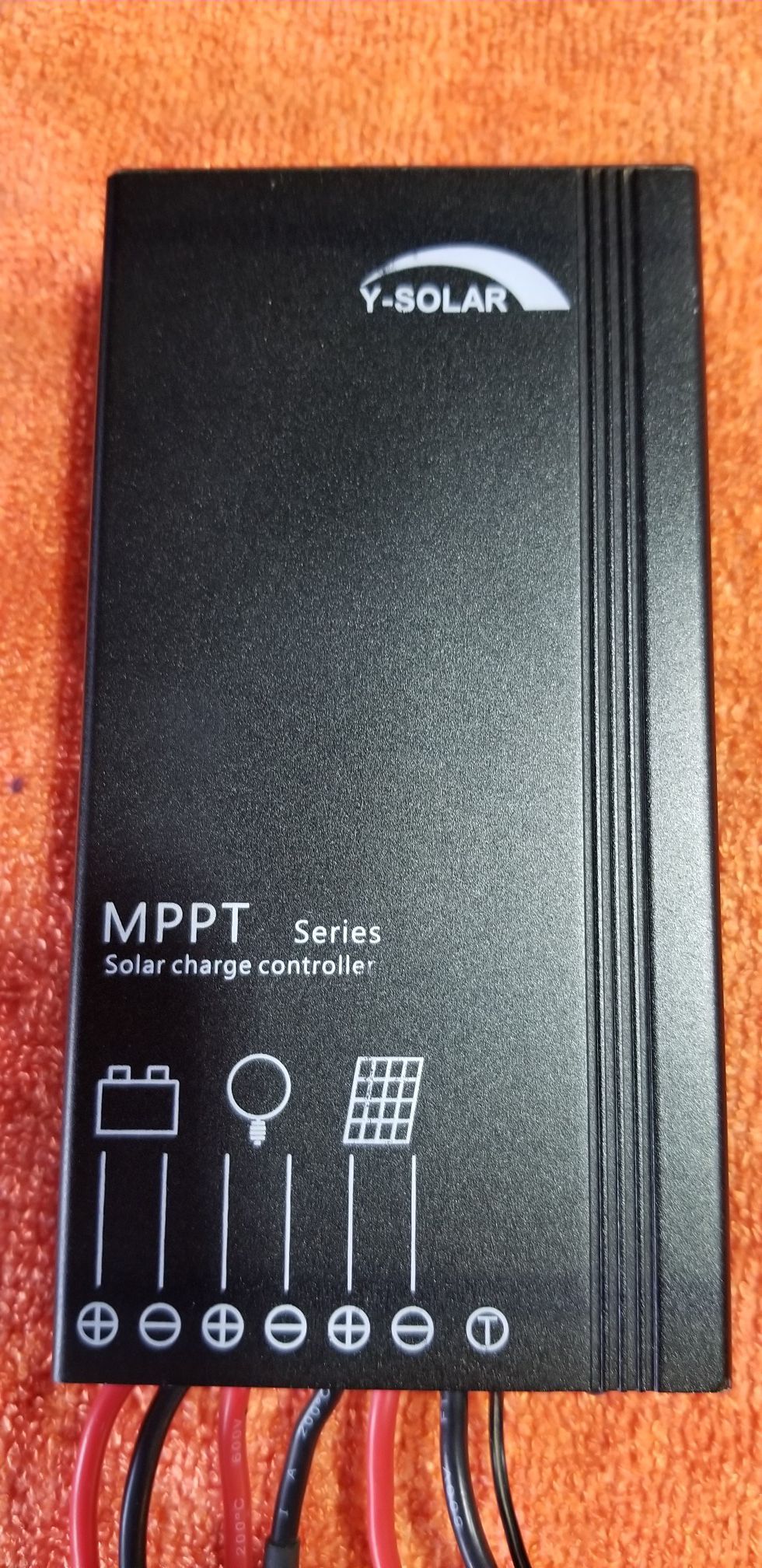 Y-Solar MPPT Solar Charge Controller