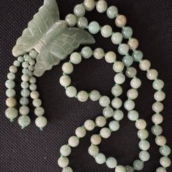 Natural Jade  Bead And Carved Butterfly Necklace/pendant