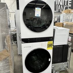 LG 5.0 cu. ft. Washer 7.8 cu. ft. Dual Inverter Heat Pump Ventless Dryer Electric Washtower