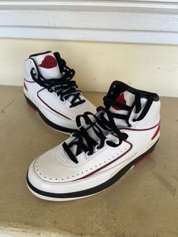 Air Jordan 2 Retro - Size 8