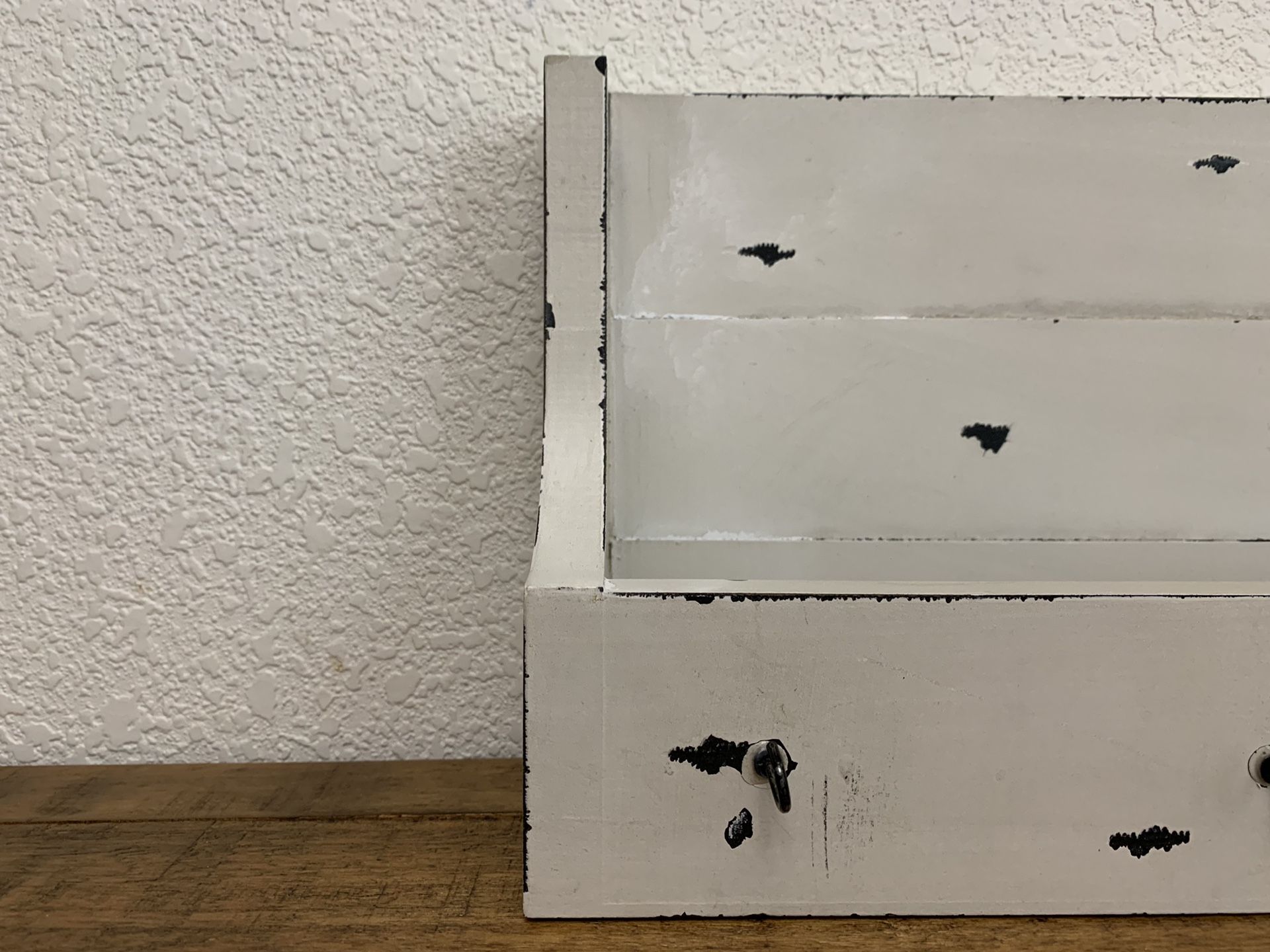 Key & Mail Organizer