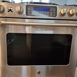 GE Gas Stove $200
