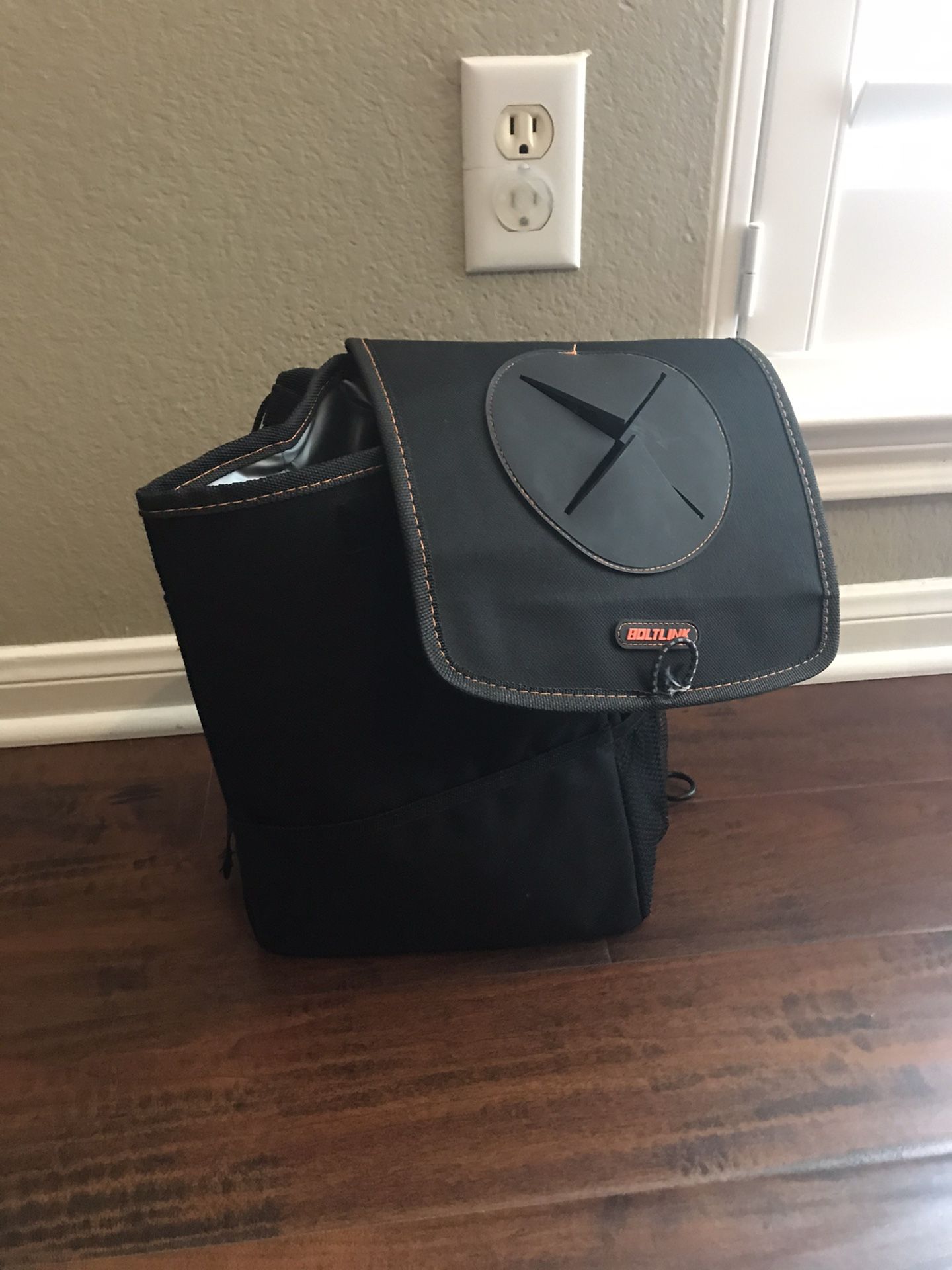 Car trash can