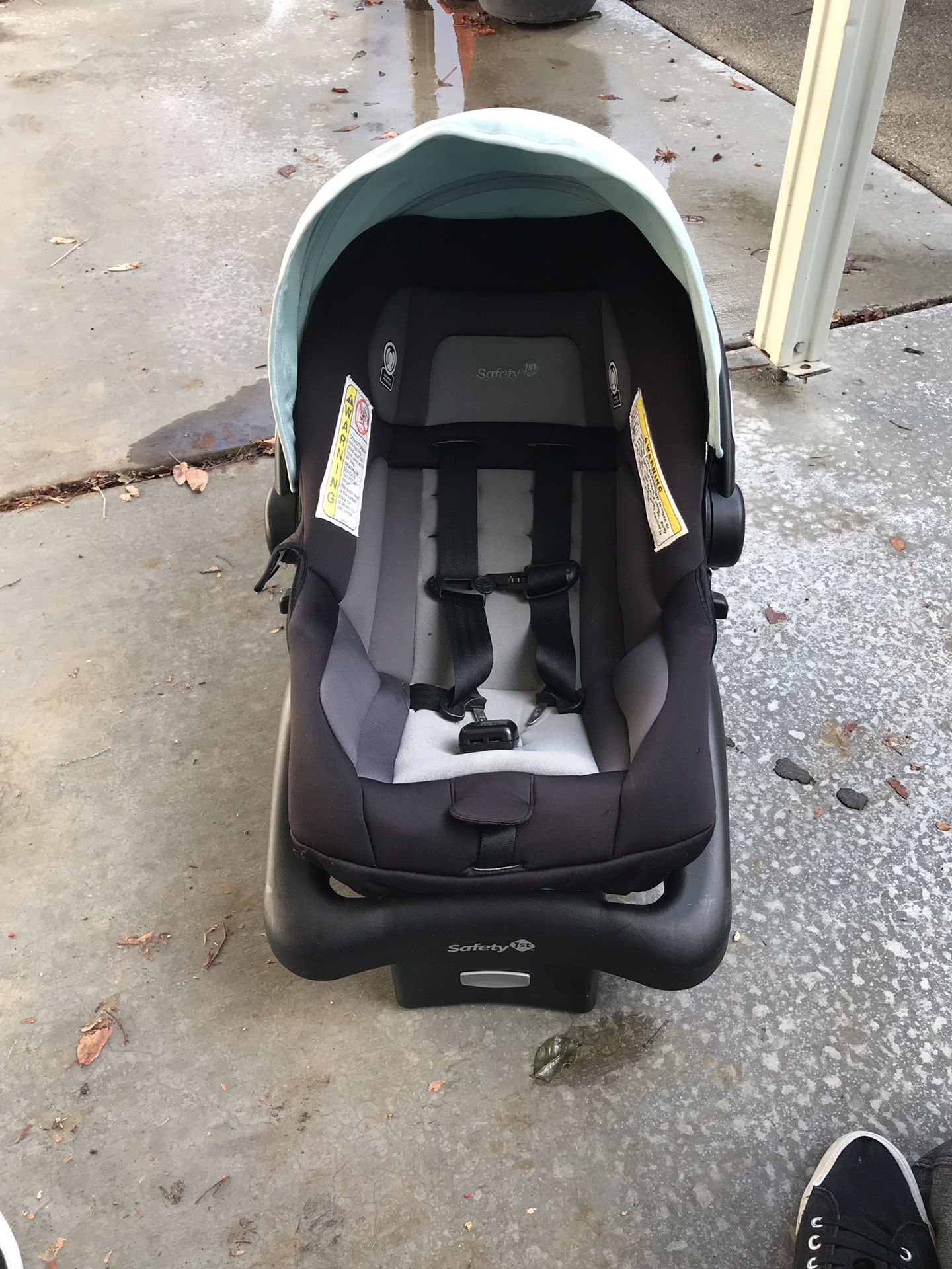 Safety 1st infant seat