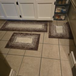 3 Peace Bathroom Rugs