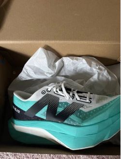 New Balance Fuelcell Supercomp Elite V4