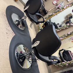 Barber/hairstylist Chairs 