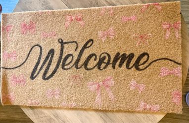 New Welcome Mat with Pink Bows