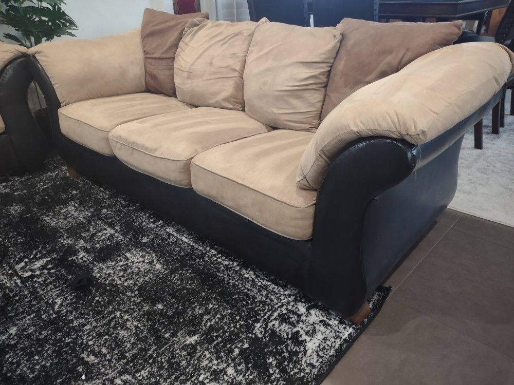 Suede Sofa Couch 6' Excellent Condition for Sale in Anaheim, CA OfferUp