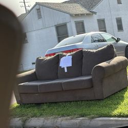 FREE Couch