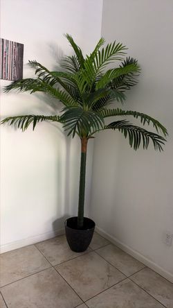 Large Artificial Palm Tree in Pot