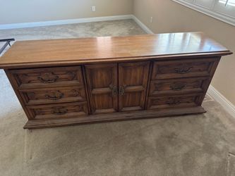 Dresser