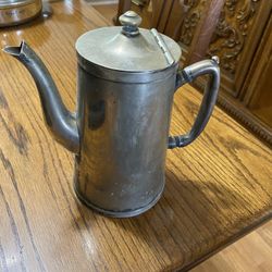 Grand Silver Company Wear Brite Nickle Silver Cofee/Tea Pot