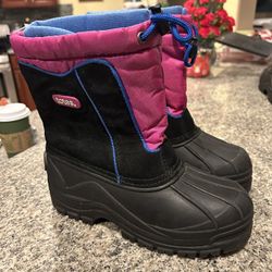 Kids Snow Boots Size 3