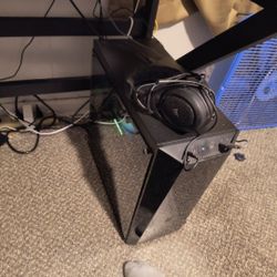 Gaming Desktop With Monitor