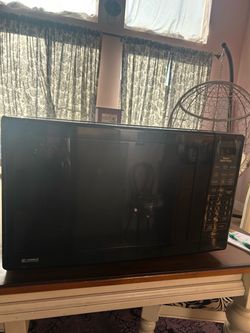 Microwave - Kenmore Black