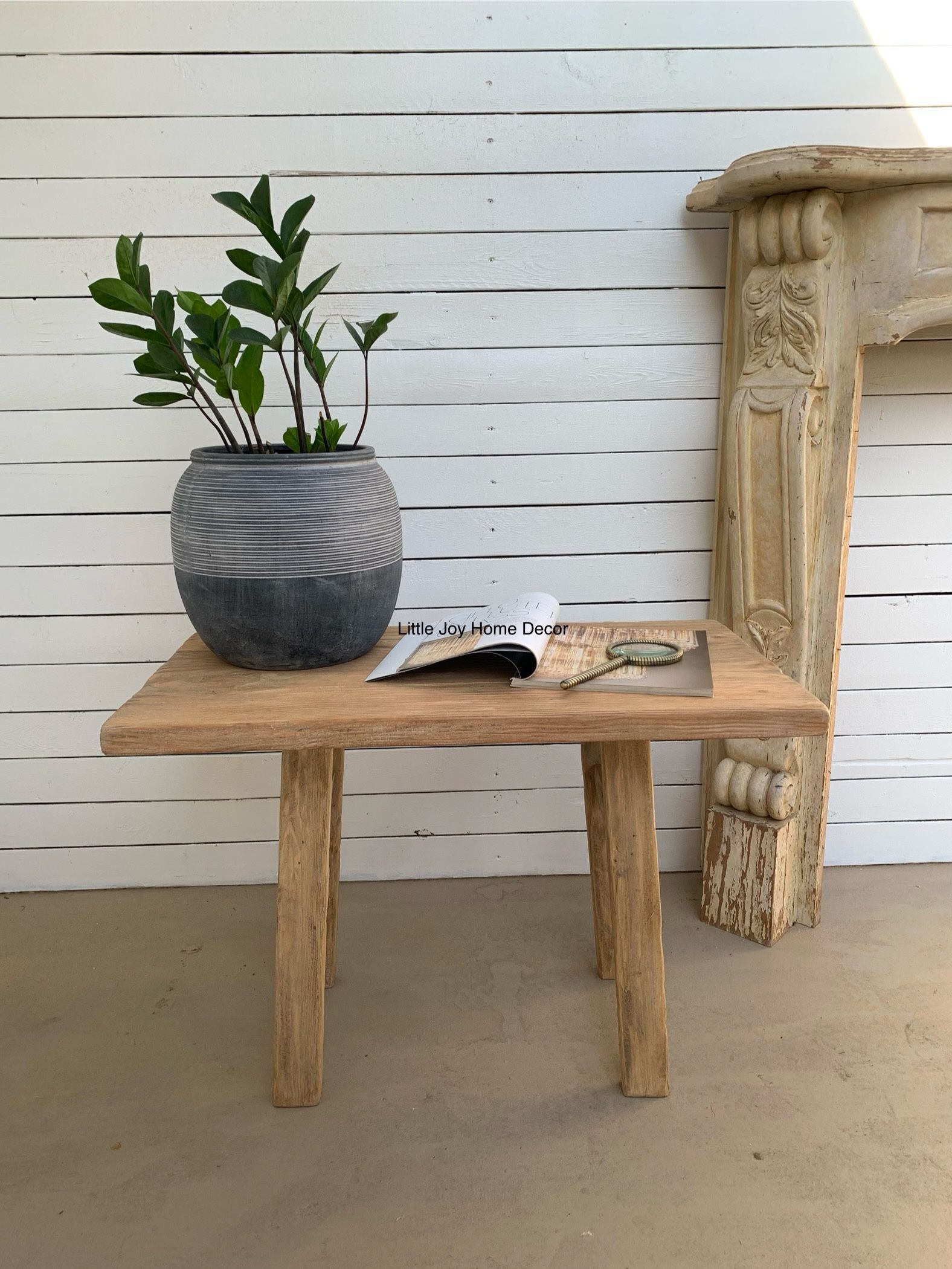 Earthy Organic Elements Home Decor Small Side Table/Kid’s Desk Via 