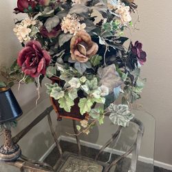 Floral Arrangement - Full , 2 1/2 Feet Tall