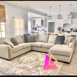 Dellara Large  Off White Sectional Couch ⭐️ Brand New ✅ In Stock 👍