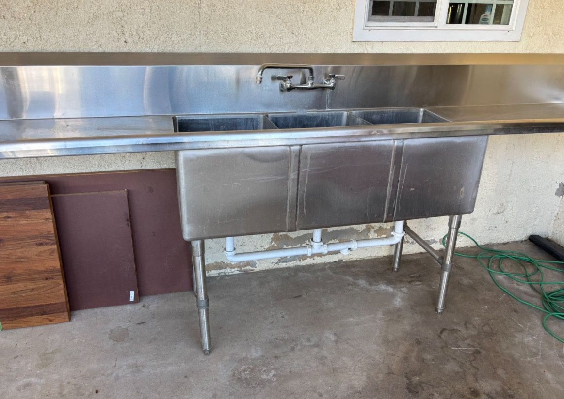 John Boos 3 Compartment Sink