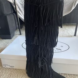 Steve Madden (size 7.5)